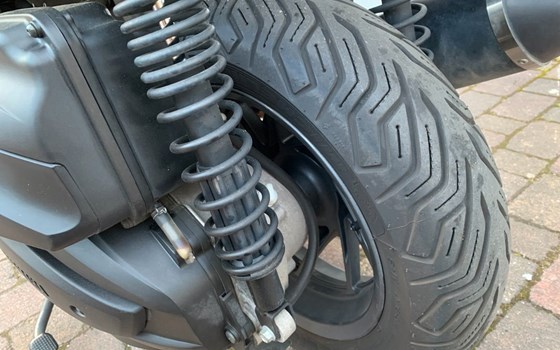 Gebrauchtmotorrad Yamaha XMAX 400 - Bild 7