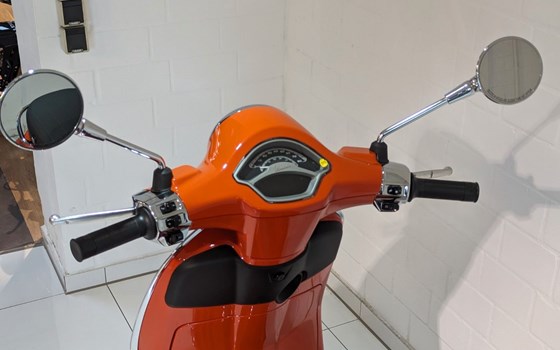 Neufahrzeug Vespa Primavera 50 - Bild 6