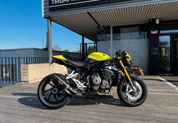 Gebrauchte Triumph Speed Triple 1200 RX
