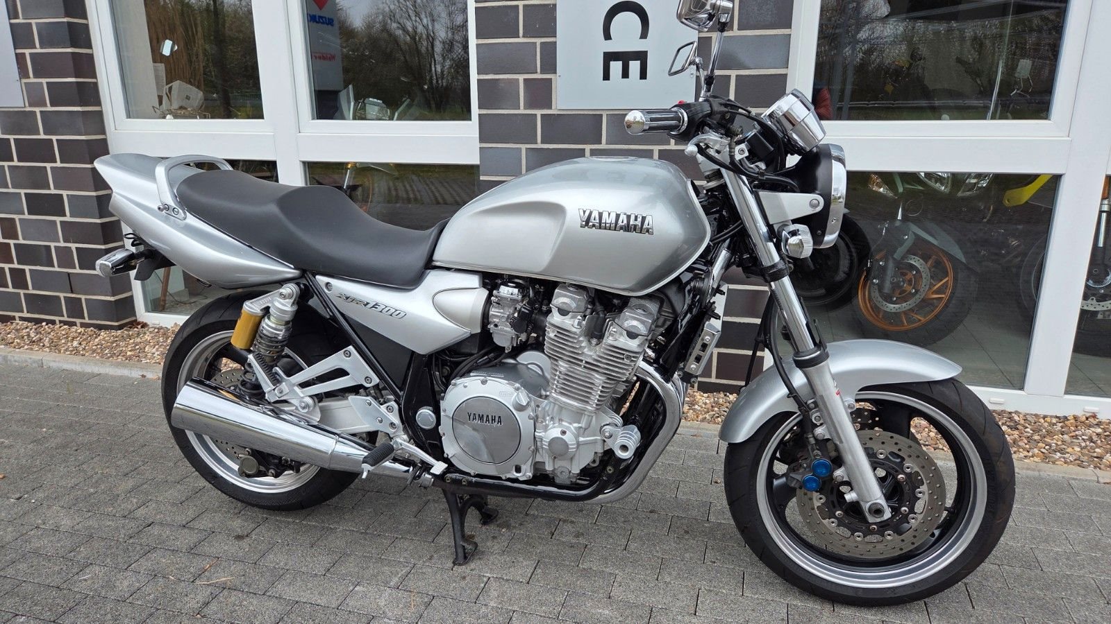 Yamaha XJR 1300
