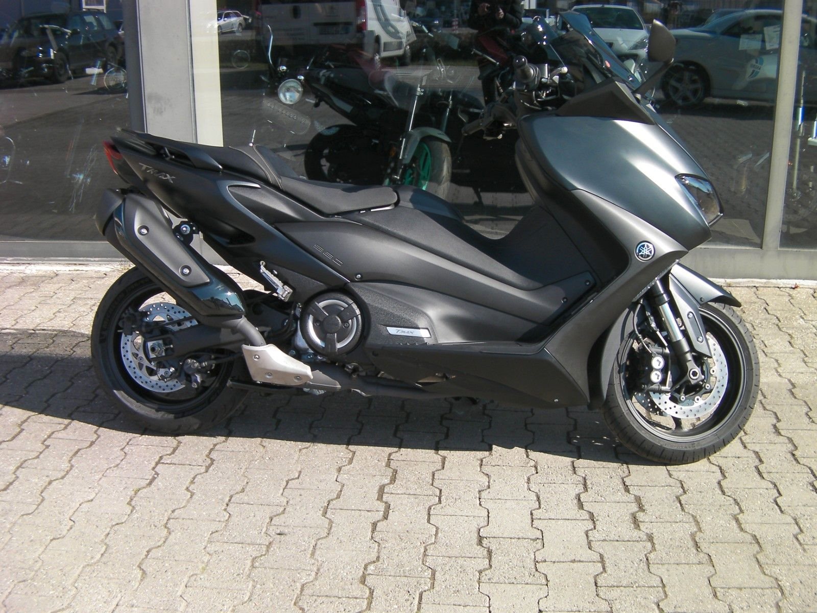 Yamaha TMAX 560 