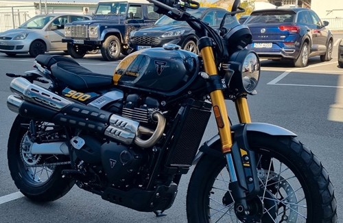 Neumotorrad Triumph Scrambler 900