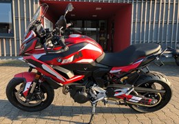 Neumotorrad BMW F 900 XR