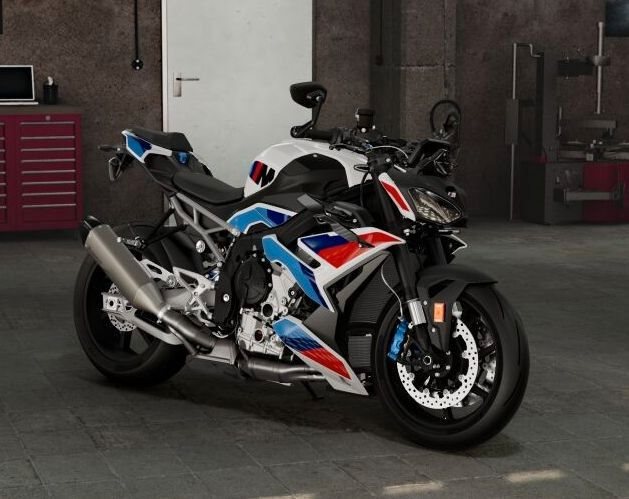 BMW M 1000 R