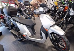 Neumotorrad Peugeot Tweet 50