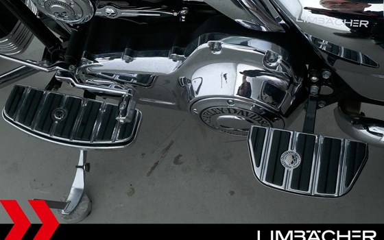 Gebrauchtmotorrad Harley-Davidson CVO Road King FLHRSE4 - Bild 26