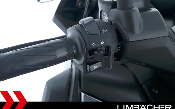 Gebrauchtmotorrad Yamaha XMAX 400 - Bild 19