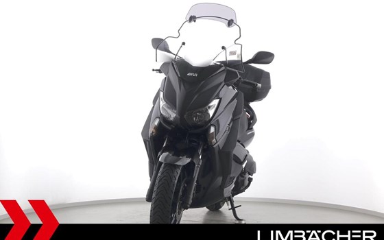 Gebrauchtmotorrad Yamaha XMAX 400 - Bild 3