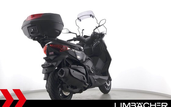 Gebrauchtmotorrad Yamaha XMAX 400 - Bild 8