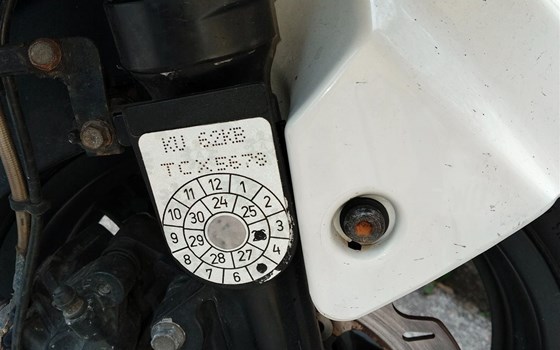 Gebrauchtmotorrad Kymco Downtown 300i - Bild 9