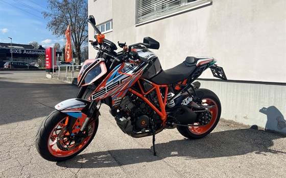 Gebrauchtmotorrad KTM 1290 Super Duke R - Bild 1