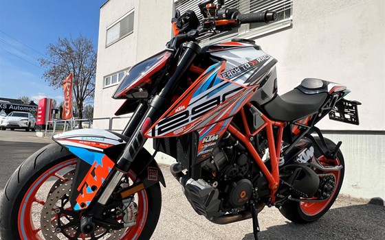 Gebrauchtmotorrad KTM 1290 Super Duke R - Bild 8
