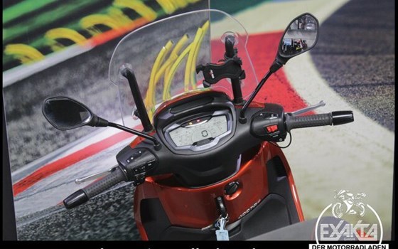 Gebrauchtmotorrad Piaggio Beverly 400 S - Bild 10