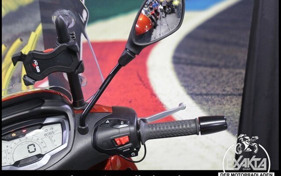 Gebrauchtmotorrad Piaggio Beverly 400 S - Bild 18