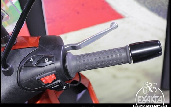 Gebrauchtmotorrad Piaggio Beverly 400 S - Bild 19