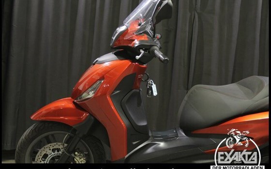 Gebrauchtmotorrad Piaggio Beverly 400 S - Bild 25