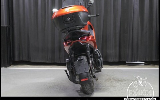 Gebrauchtmotorrad Piaggio Beverly 400 S - Bild 4