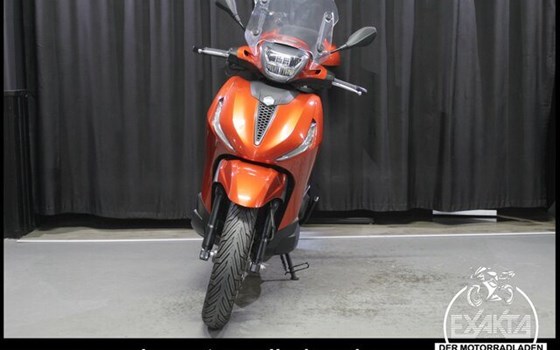 Gebrauchtmotorrad Piaggio Beverly 400 S - Bild 8