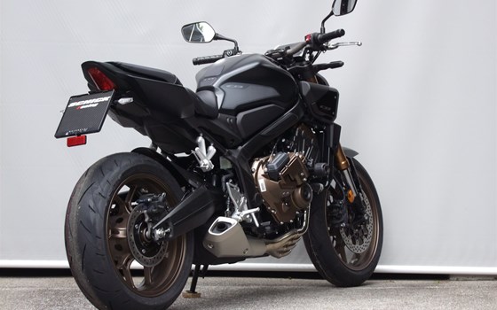 Neufahrzeug Honda CB650R E-Clutch - Bild 10