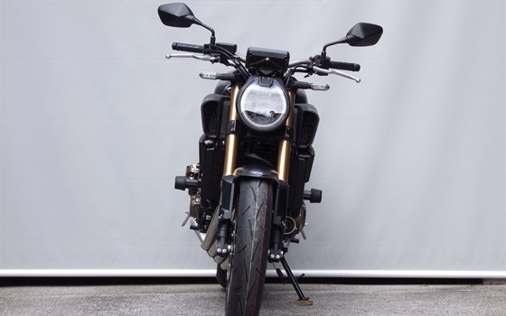 Neufahrzeug Honda CB650R E-Clutch - Bild 18