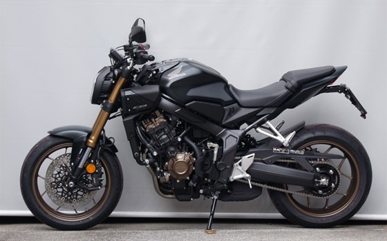 Neufahrzeug Honda CB650R E-Clutch - Bild 3