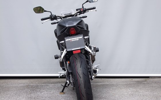 Neufahrzeug Honda CB650R E-Clutch - Bild 8