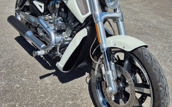 Gebrauchtmotorrad Harley-Davidson V-Rod VRSCA - Bild 3