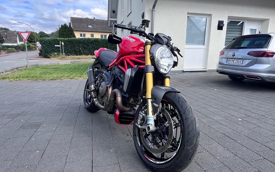 Gebrauchtmotorrad Ducati Monster 1200 S - Bild 1