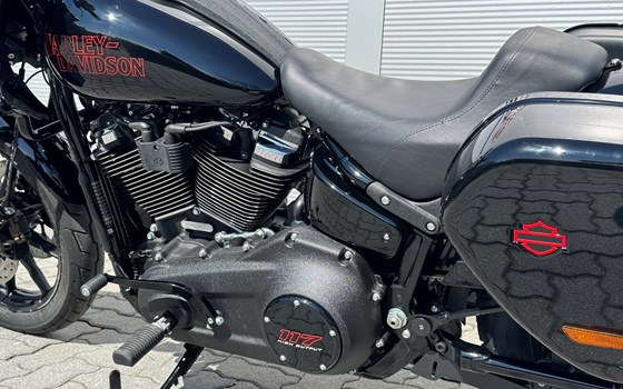 Gebrauchtmotorrad Harley-Davidson Softail Low Rider ST - Bild 5