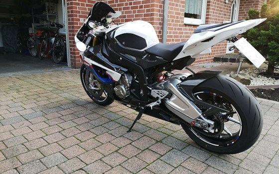 Gebrauchtmotorrad BMW S 1000 RR - Bild 2
