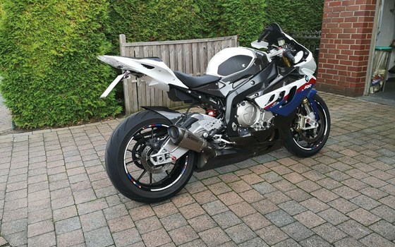 Gebrauchtmotorrad BMW S 1000 RR - Bild 3