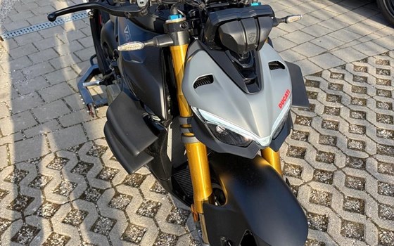 Gebrauchtmotorrad Ducati Streetfighter V4 S - Bild 18