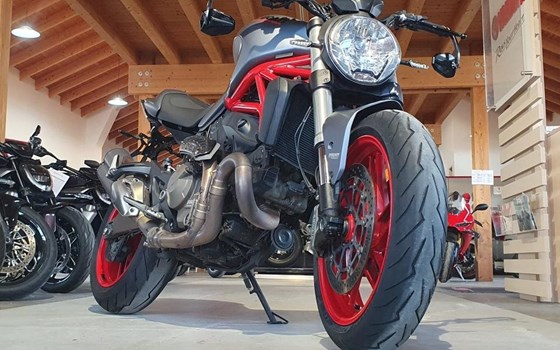 Gebrauchtmotorrad Ducati Monster 821 - Bild 1