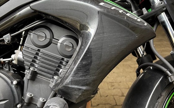 Gebrauchtmotorrad Kawasaki ER-6n - Bild 10