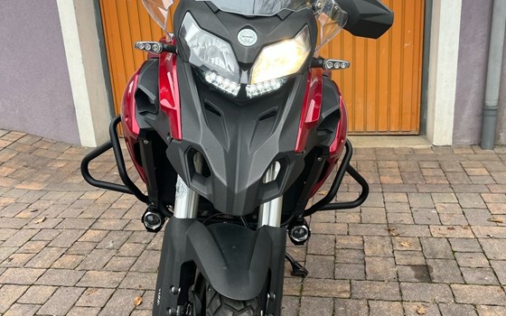 Gebrauchtmotorrad Benelli TRK 502 - Bild 12