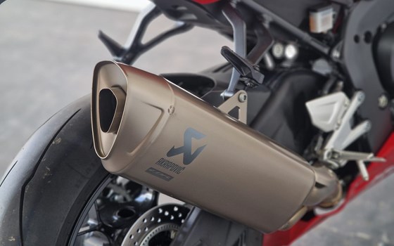 Gebrauchtmotorrad Honda CBR1000RR Fireblade - Bild 6