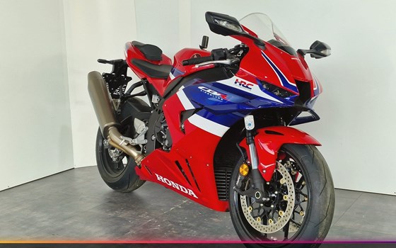 Gebrauchtmotorrad Honda CBR1000RR Fireblade - Bild 1