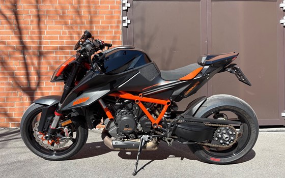 Gebrauchtmotorrad KTM 1290 Super Duke R - Bild 2