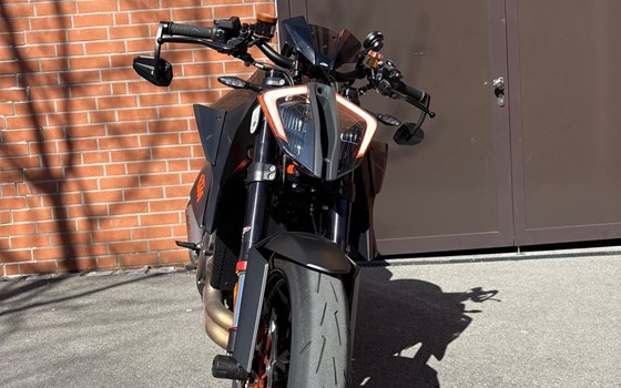 Gebrauchtmotorrad KTM 1290 Super Duke R - Bild 3