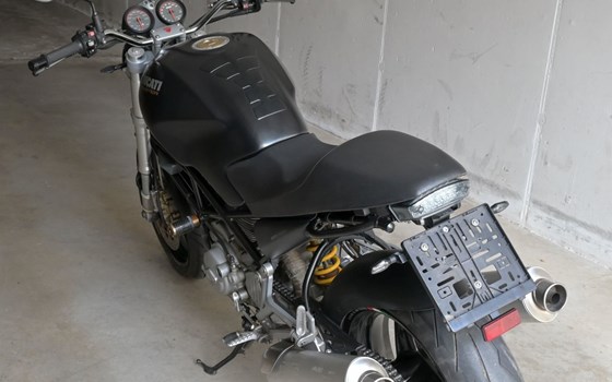 Gebrauchtmotorrad Ducati Monster 600 Dark - Bild 13