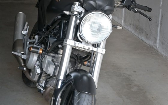 Gebrauchtmotorrad Ducati Monster 600 Dark - Bild 15