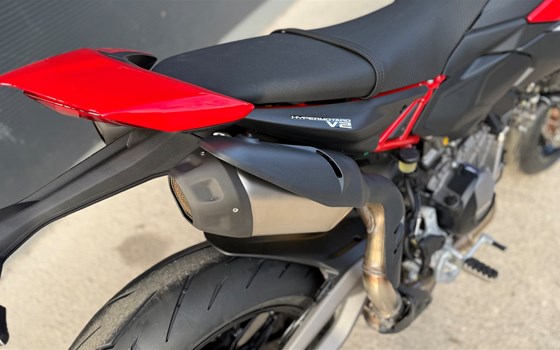 Neufahrzeug Ducati Hypermotard V2 - Bild 4
