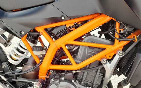 Gebrauchtmotorrad KTM 390 Duke - Bild 21