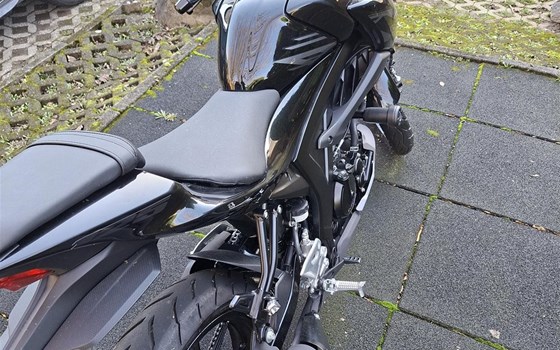 Gebrauchtmotorrad Suzuki GSX-S125 - Bild 3