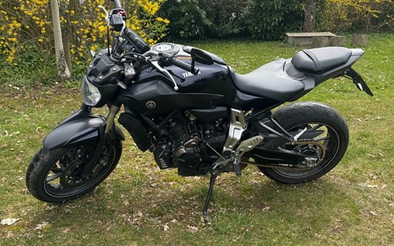 Gebrauchtmotorrad Yamaha MT-07 - Bild 3