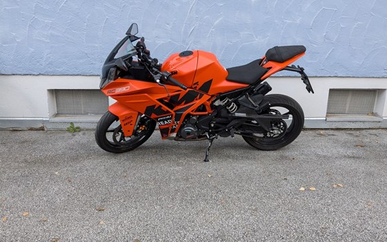Gebrauchtmotorrad KTM RC 390 - Bild 1