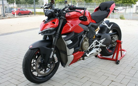 Gebrauchtmotorrad Ducati Streetfighter V4 - Bild 3