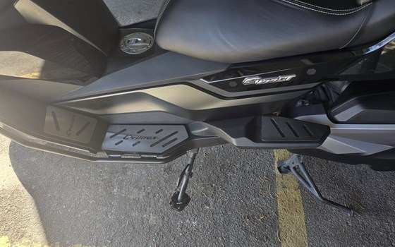 Motorrad Occasion BMW C 400 GT - Bild 7