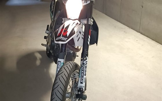 Gebrauchtmotorrad KTM 690 SMC - Bild 4