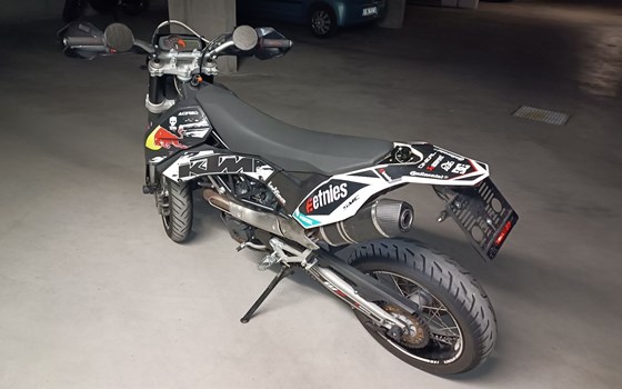 Gebrauchtmotorrad KTM 690 SMC - Bild 7